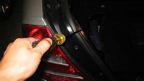 Mercedes Benz E Class And E Class Amg How To Replace Tail Light Bulb