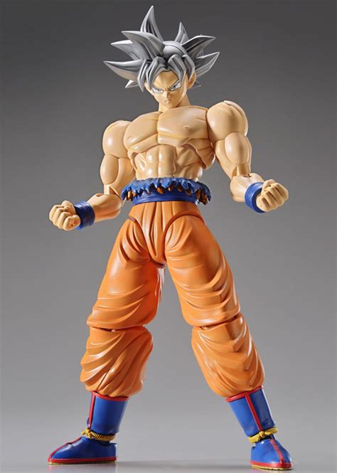 His extremely muscular body under his gi has been faithfully recreated along with the shredded uniform that flaps above his waist belt. Dragon Ball Super: Figure-Rise Standard - Ultra Instinct ...