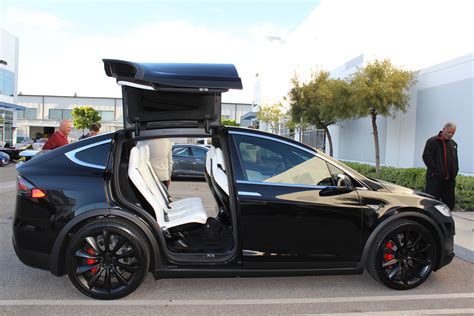 5 Reasons Tesla Model X Primed To Dominate Premium Suv Market