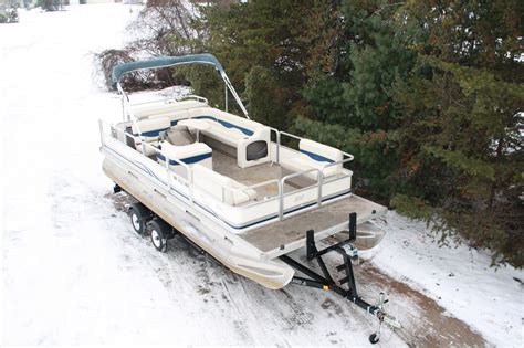 2003 Sun Tracker 20 Ft Party Barge Cruise Re Pontoon With 2003 25 Hp