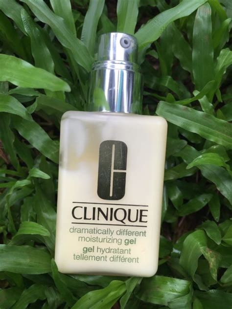 Discover clinique's moisturisers & skin care range today! Clinique Dramatically Different Moisturizing Gel Review