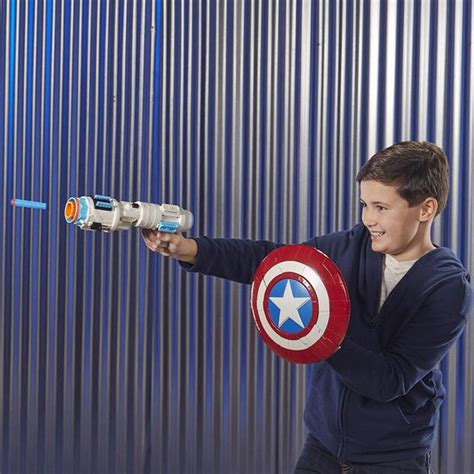 lançador nerf assemble gear escudo capitão américa vingadores ultimato hasbro lançadores