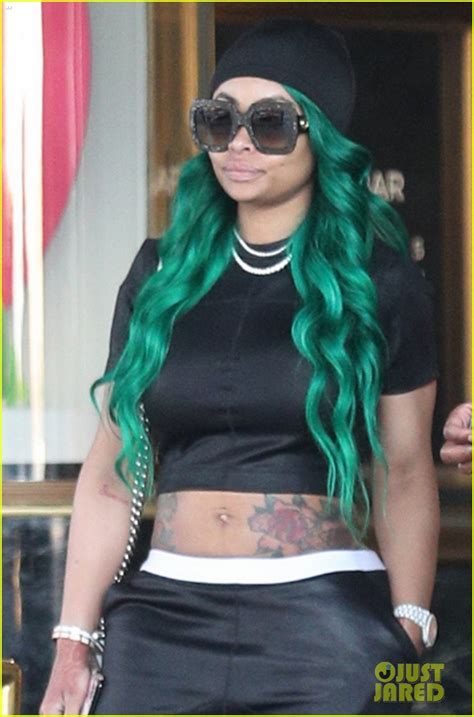 Blac Chyna Shows Off Green Hair During Shopping Trip Photo 3915503