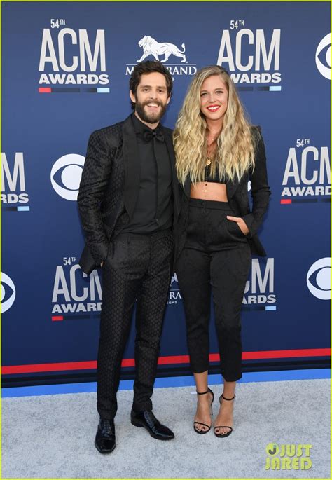 Thomas Rhett And Wife Lauren Akins Couple Up At Acm Awards 2019 Photo 4268871 Photos Just