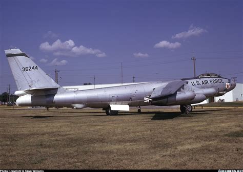 Boeing B 47e Stratojet Usa Air Force Aviation Photo 0496318