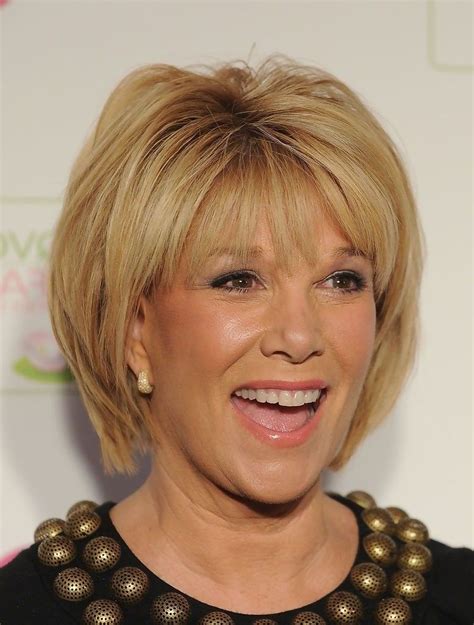 2023 Popular Medium Haircuts For Older Women