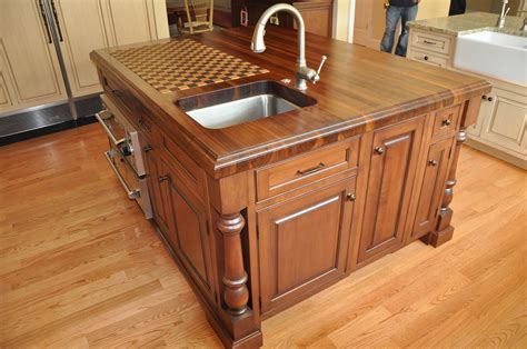 Ideas For Creating Custom Kitchen Islands Cabinets By Graber