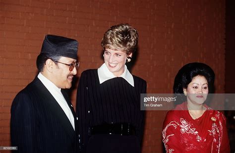 Diana Princess Of Wales With King Birendra Of Nepal And Queen News Photo Getty Images