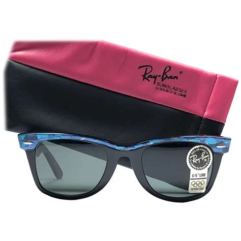 The Complete Guide To 80s Fashion 80s Fashion Sunglasses Ray Bans