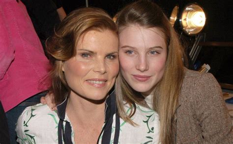 Mariel And Dree Hemingway 35 Portraits Of Famous Mothers And Daughters Purple Clover In 2023