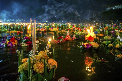Thailands Loi Krathong Festival Of Lights And Lanterns
