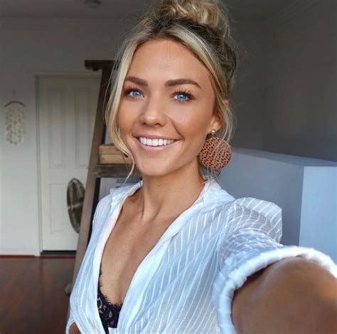 Home And Aways Sam Frost Shares Heartbreaking Transformation
