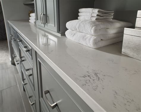 20 White Carrara Quartz Kitchen Countertops