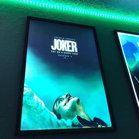 Led Light Box Poster Frames For Home Theaters And Business Decor Edgelit