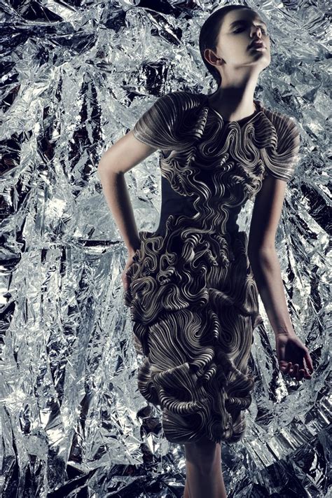 Radiaton Invasion By Iris Van Herpen From Irisvanherpen Com Next Fashion Fashion Art High