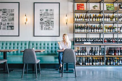 A Guide to Charleston's Best Wine Bars - Explore Charleston Blog