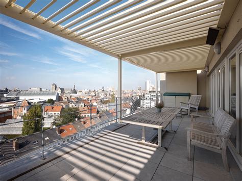 Use Umbris To Create A Private Rooftop Terrace Iq Outdoor Living