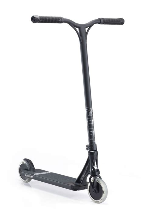 This is the 8th edition of the blunt envy prodigy pro scooter, which has been finely tuned and honed in. Envy Prodigy S7 Scooter 2019-Scooters
