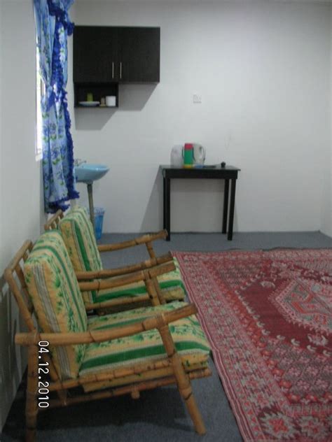 In ringlet homestay, you will be accorded with television with astro channels, 3 rooms and home appliances like cooking equipments as well as hot shower fitted bathrooms. HOMESTAY TANAH RATA CAMERON HIGHLAND