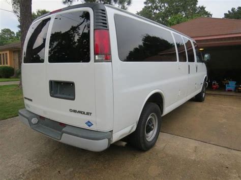 Sell Used 2001 Chevrolet Express 3500 15 Passenger Van 3 Door 57l