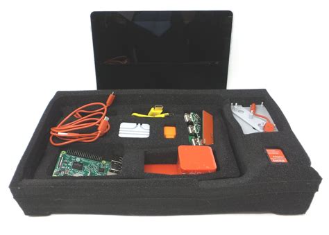 Kano Complete Computer Kit Make Your Own Laptop Learn To Code 1005 02