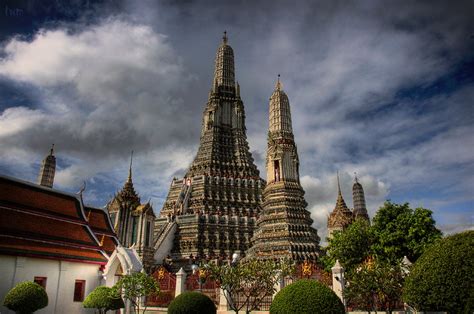 Wat Arun Temple Of Dawn Wat Arun Bangkok Wat Arun Th Flickr