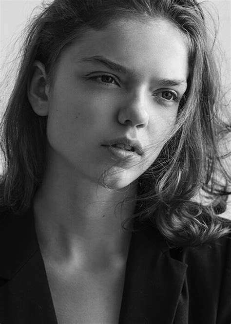 Olivia Makela ｜ Unknownmodelmanagement