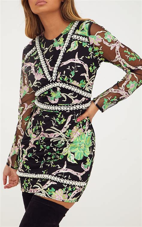 Premium Green Embroidered Floral Long Sleeve Bodycon Dress