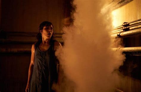 Review ‘rupture Justifies A Fear Of Spiders The New York Times