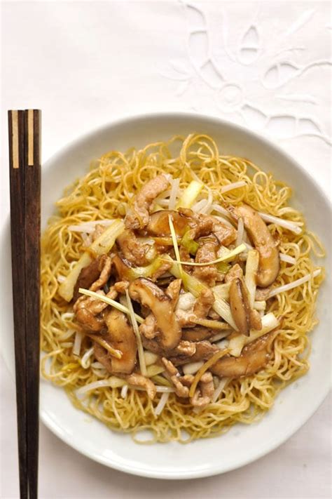 Pork Chow Mein The Best Recipe With Crispy Noodles Rasa Malaysia