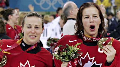 What Canadian Olympic Womens Hockey Captains Have Learned From Past