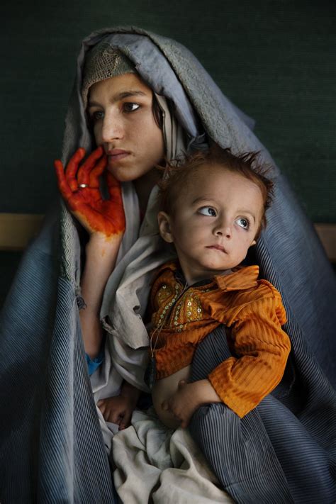 Women In The World On Twitter Photographer Paula Bronstein Sees Afghanistan ‘beyond The