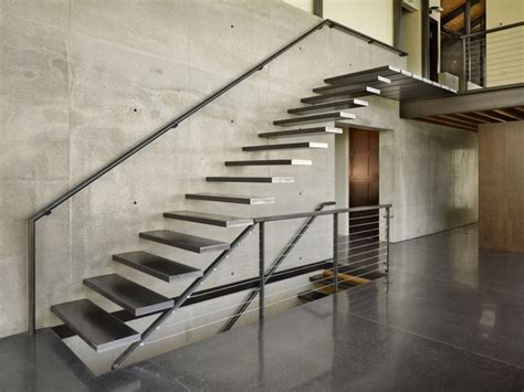 Steel Floating Stair Traditional Stairs