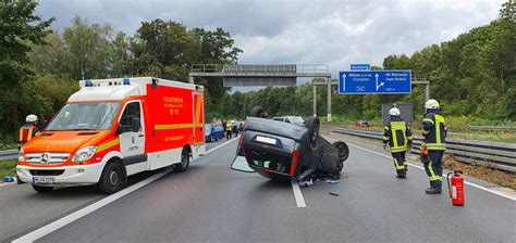 Auto überschlug sich: Ein Verletzter bei Unfall auf A40 - Mülheim an