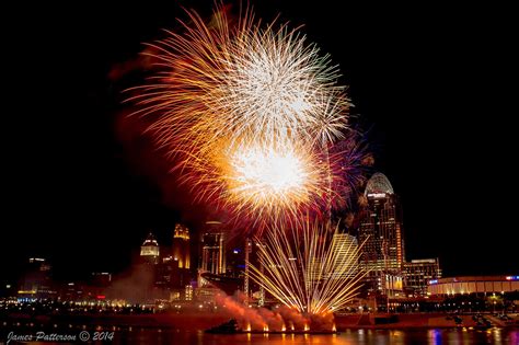 Cincinnati Reds Fireworks Fridays Rozzi Fireworks
