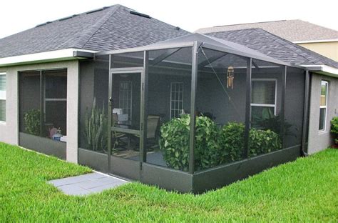 Top Reasons To Consider A Lanai Screen Enclosure For Your Porch Lanai