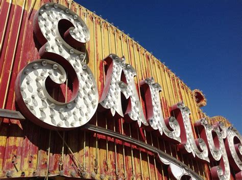 the neonmuseum and boneyard in lasvegas a fabulous collection of old vintage neon signs
