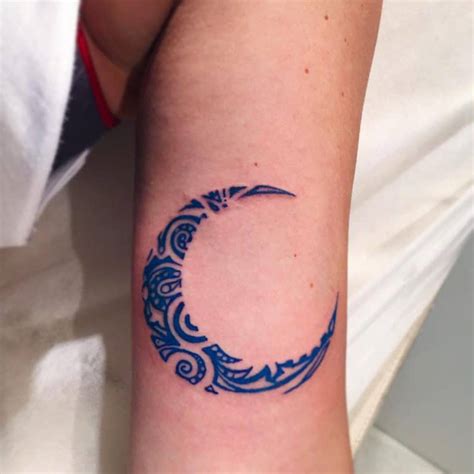 Top 59 Best Crescent Moon Tattoo Ideas 2021 Inspiration Guide