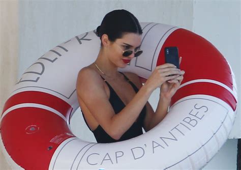 Kendall Jenner And Boyfriend Devin Booker Split