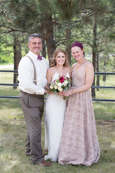 Dresses To Wear To A Barn Wedding