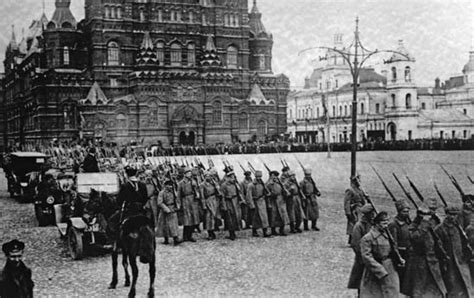 November The Bolsheviks Rebel Against The Provisional Russian