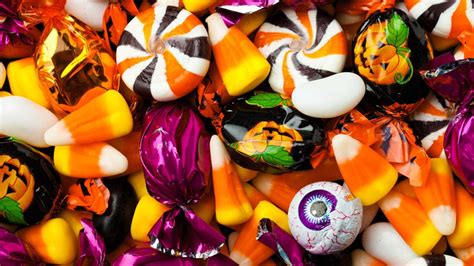 What To Do With Leftover Halloween Candy Abc7 Chicago