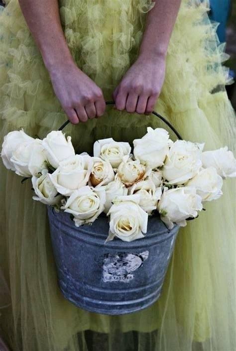 40 Ways To Use Buckets Tubs For Your Wedding Decor Love Flowers