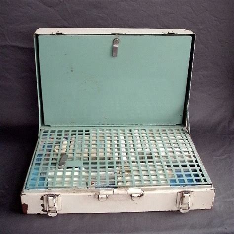 Hellllooo Nurse Big Vintage First Aid Kit Enameled By Pinguim