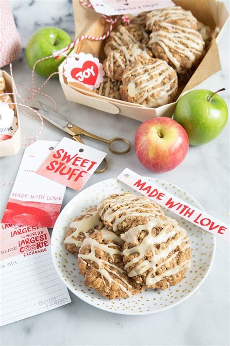 Take a look at this recipe for oatmeal pear toffee cookies or. Apple walnut oatmeal cookies with maple glaze | Recipe ...