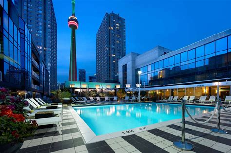 Toronto Rooftop Pool With Sky High Views Of Lake Ontario Now Open For