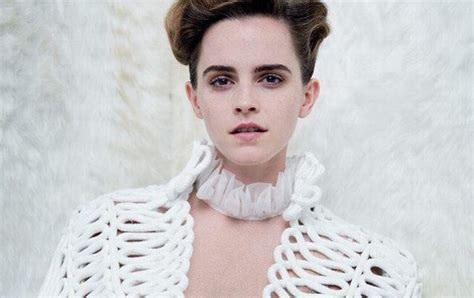Cómo nunca la habías visto Emma Watson posa en topless para Vanity