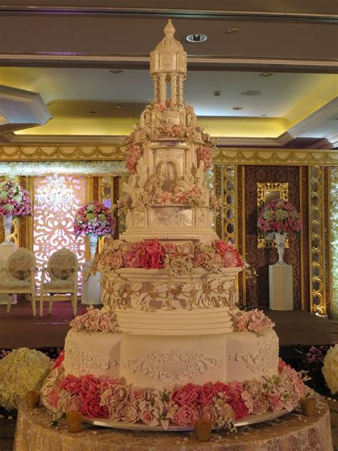 5 tiers le novelle cake jakarta and bali wedding cake wedding cakes vintage amazing wedding