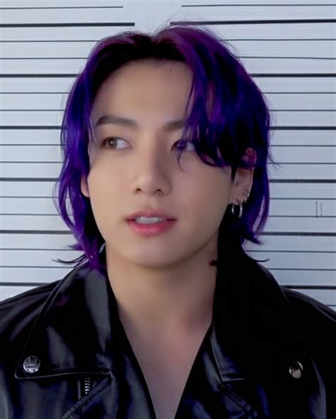 하루 Jk On Twitter In 2021 Jungkook Jungkook Abs Long Purple Hair