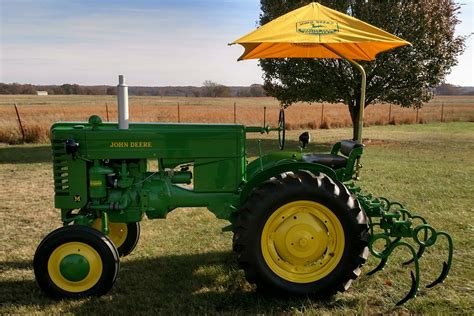 1950 John Deere M Tractor 200674